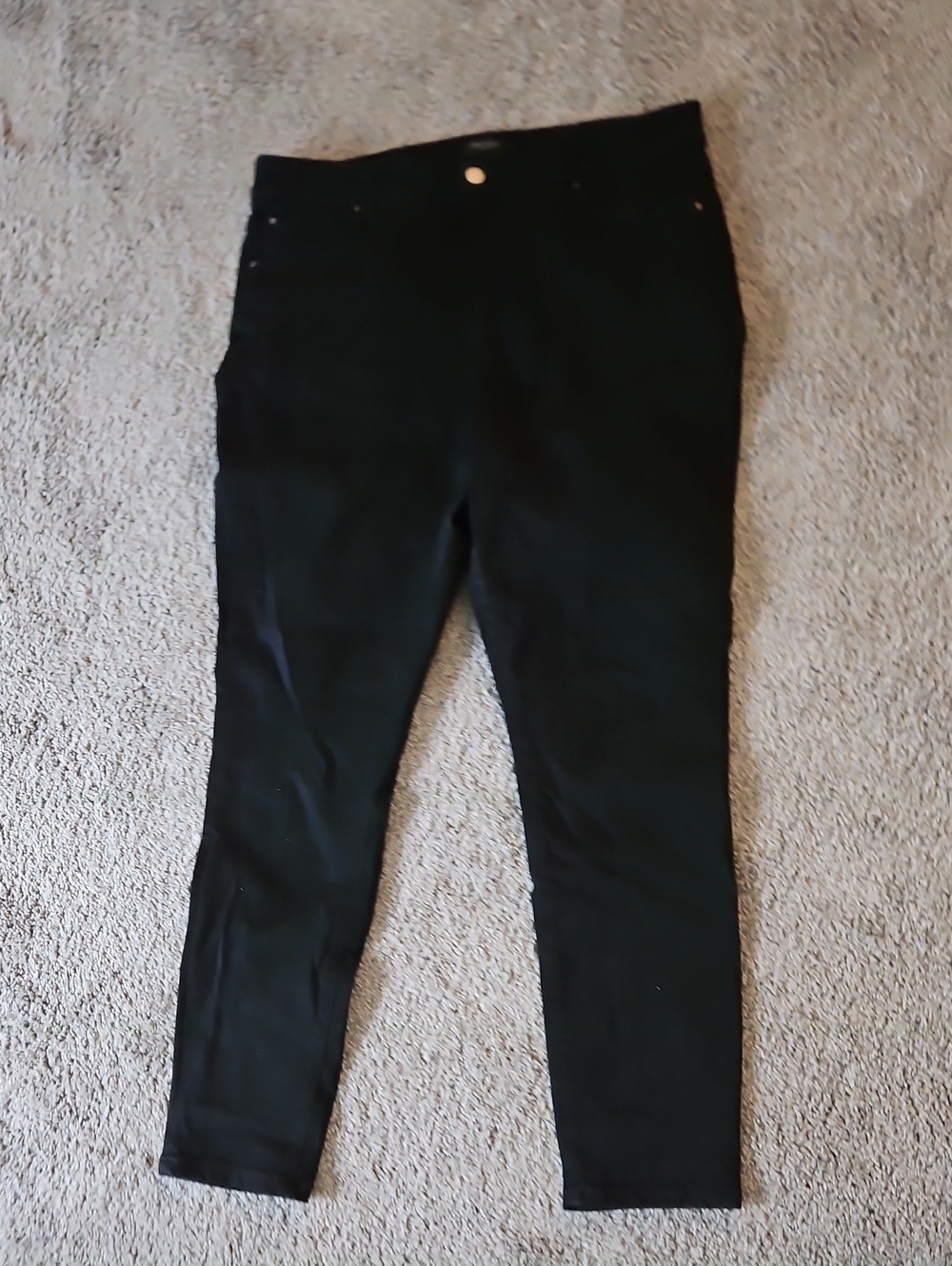 Ann Taylor Black Skinny Jeans- Curvy Fit